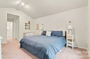 5135 Wolfridge Ave, Charlotte, NC 28214 - Photo 13