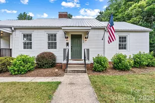 1252 11th St, Hickory, NC 28601 - Photo 1