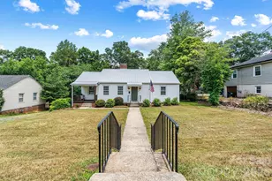 1252 11th St, Hickory, NC 28601 - Photo 3