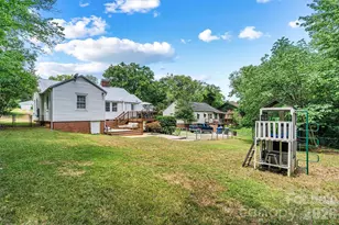 1252 11th St, Hickory, NC 28601 - Photo 33