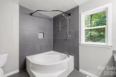 340 Oakwood Lane, Columbus, NC 28722 - Photo 15