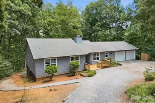 340 Oakwood Ln, Columbus, NC 28722 - Photo 1