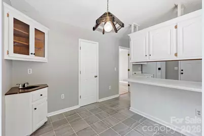 340 Oakwood Lane, Columbus, NC 28722 - Photo 5