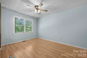 3579 High W Dr, Lenoir, NC 28645 - Photo 5