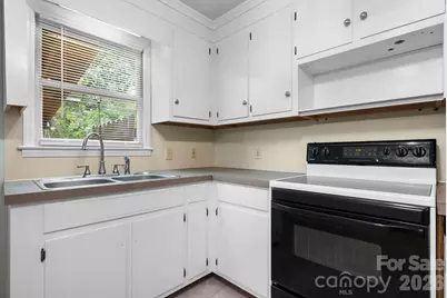3579 High West Drive, Lenoir, NC 28645 - Photo 7
