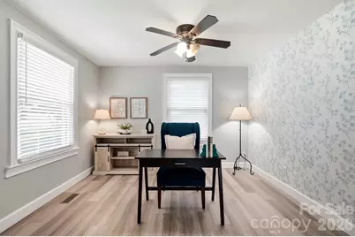 417 Woodvale Place, Charlotte, NC 28208 - Photo 25