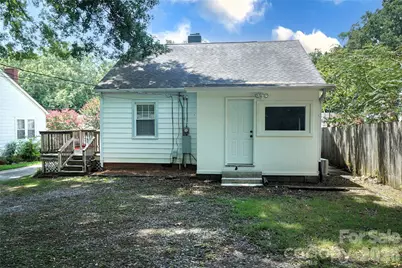 512 W 8th Avenue, Gastonia, NC 28052 - Photo 7