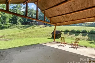 230 Chatter Box Ln, Green Mountain, NC 28740 - Photo 5