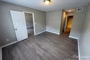 12637 Tucker Crossing Ln, Charlotte, NC 28273 - Photo 7