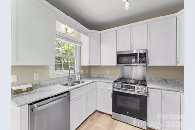 66 Hyde Avenue, Tryon, NC 28782 - Photo 7