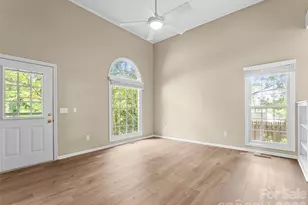 66 Hyde Ave, Tryon, NC 28782 - Photo 3