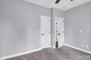 355 Hidden Meadow Dr, Hendersonville, NC 28792 - Photo 31