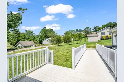 355 Hidden Meadow Drive, Hendersonville, NC 28792 - Photo 39