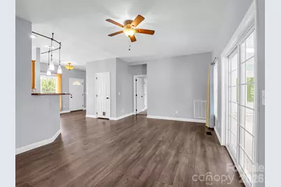 355 Hidden Meadow Drive, Hendersonville, NC 28792 - Photo 21