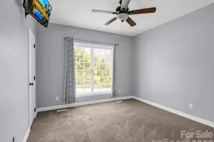 355 Hidden Meadow Dr, Hendersonville, NC 28792 - Photo 29