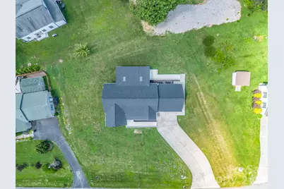 355 Hidden Meadow Drive, Hendersonville, NC 28792 - Photo 41