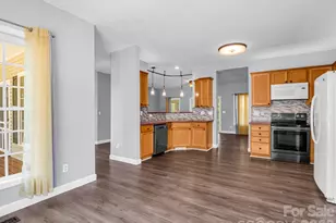 355 Hidden Meadow Dr, Hendersonville, NC 28792 - Photo 13