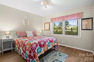 55 Overlook Dr, Candler, NC 28715 - Photo 17