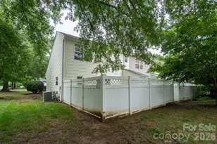 1929 Billingsville School Ct, Charlotte, NC 28214 - Photo 43