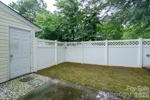 1929 Billingsville School Ct, Charlotte, NC 28214 - Photo 41