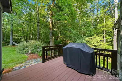 414 Stonecroft Drive SE, Lenoir, NC 28645 - Photo 11