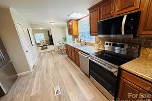125 Red Fox Ct, Mount Holly, NC 28120 - Photo 7