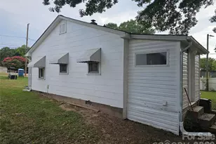 1515 16th Ave NE, Hickory, NC 28601 - Photo 17