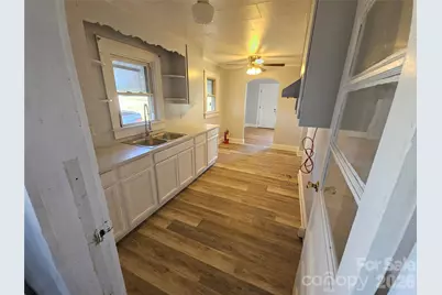 1515 16th Avenue NE, Hickory, NC 28601 - Photo 15