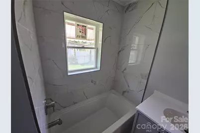 1515 16th Avenue NE, Hickory, NC 28601 - Photo 11