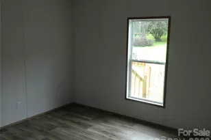 3944 Hollywood Ridge Road NE, Lenoir, NC 28645 - Photo 17