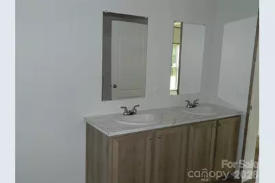 3944 Hollywood Ridge Road NE, Lenoir, NC 28645 - Photo 19