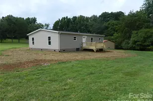 3944 Hollywood Ridge Road NE, Lenoir, NC 28645 - Photo 21