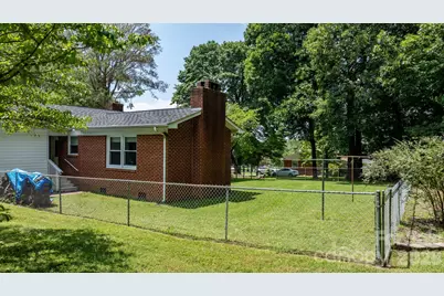 704 4th Street SW, Conover, NC 28613 - Photo 21