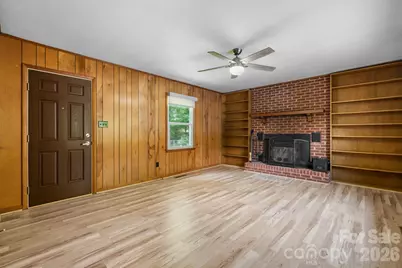 704 4th Street SW, Conover, NC 28613 - Photo 17