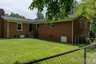 704 4th St SW, Conover, NC 28613 - Photo 23