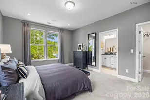 3027 Pointe Town Dr, Charlotte, NC 28208 - Photo 13