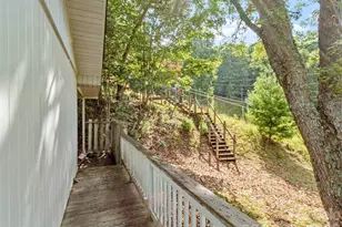 144 Florida Hill Dr, Green Mountain, NC 28740 - Photo 5