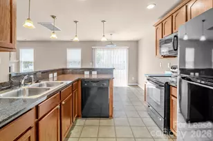 2937 Westbury Ct, Dallas, NC 28034 - Photo 3