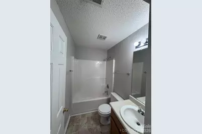 6528 Forest Cross Drive, Charlotte, NC 28216 - Photo 21