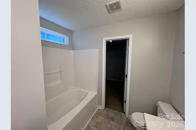 6528 Forest Cross Drive, Charlotte, NC 28216 - Photo 19