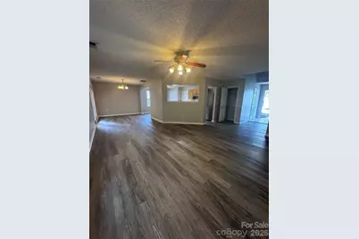 6528 Forest Cross Drive, Charlotte, NC 28216 - Photo 11