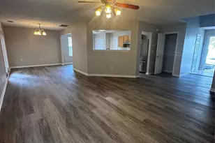 6528 Forest Cross Dr, Charlotte, NC 28216 - Photo 11