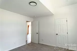 5423 Timbertop Ln, Charlotte, NC 28215 - Photo 11