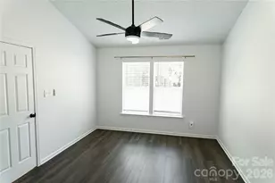 5423 Timbertop Ln, Charlotte, NC 28215 - Photo 5