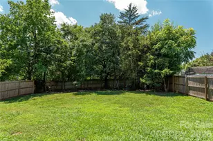 5423 Timbertop Ln, Charlotte, NC 28215 - Photo 21