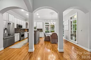 5401 Haynes Hall Pl, Charlotte, NC 28270 - Photo 9