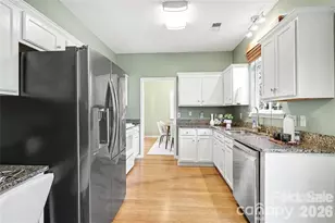 14802 Bergerac Ct, Charlotte, NC 28277 - Photo 11