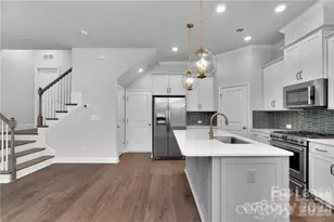 6327 Southgrove St, Charlotte, NC 28277 - Photo 5