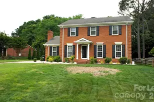10000 Ridgemore Dr, Charlotte, NC 28277 - Photo 1