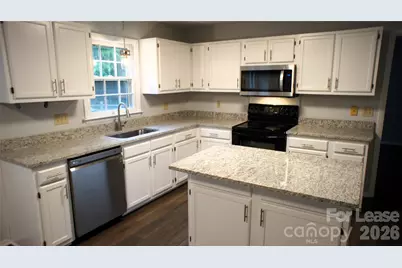 10000 Ridgemore Drive, Charlotte, NC 28277 - Photo 9